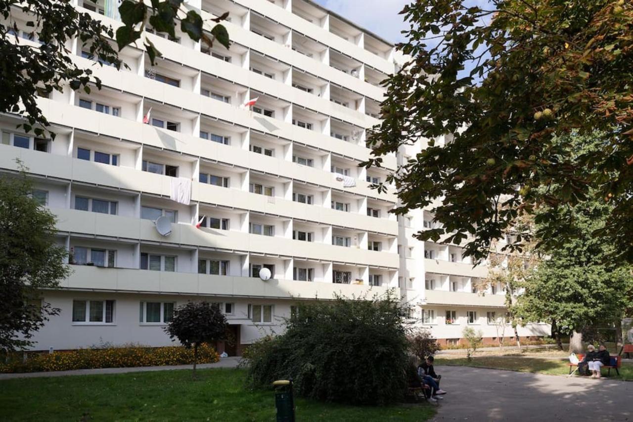 Piotrapartments - Bruna Green City Apartment Варшава Екстер'єр фото