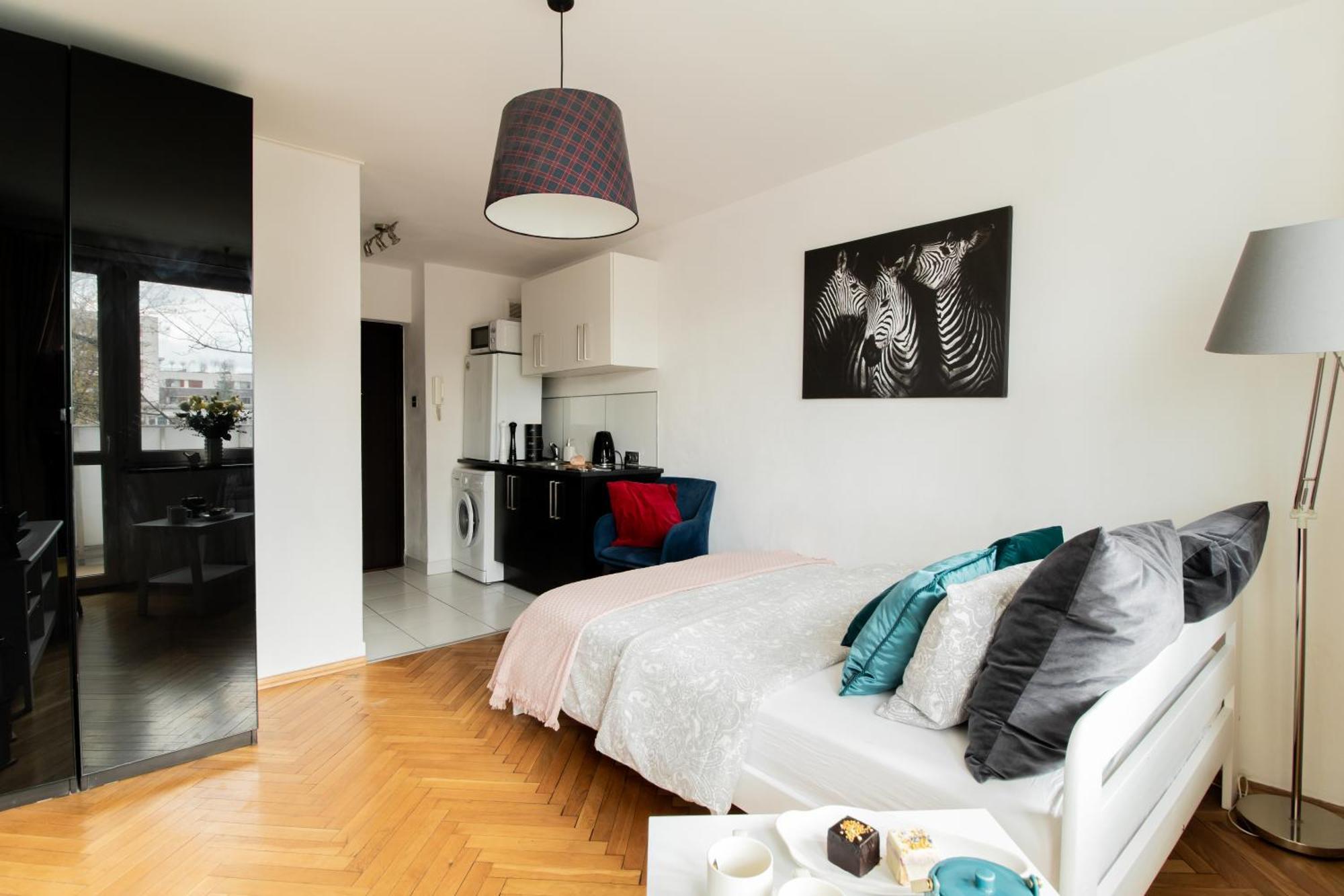 Piotrapartments - Bruna Green City Apartment Варшава Екстер'єр фото