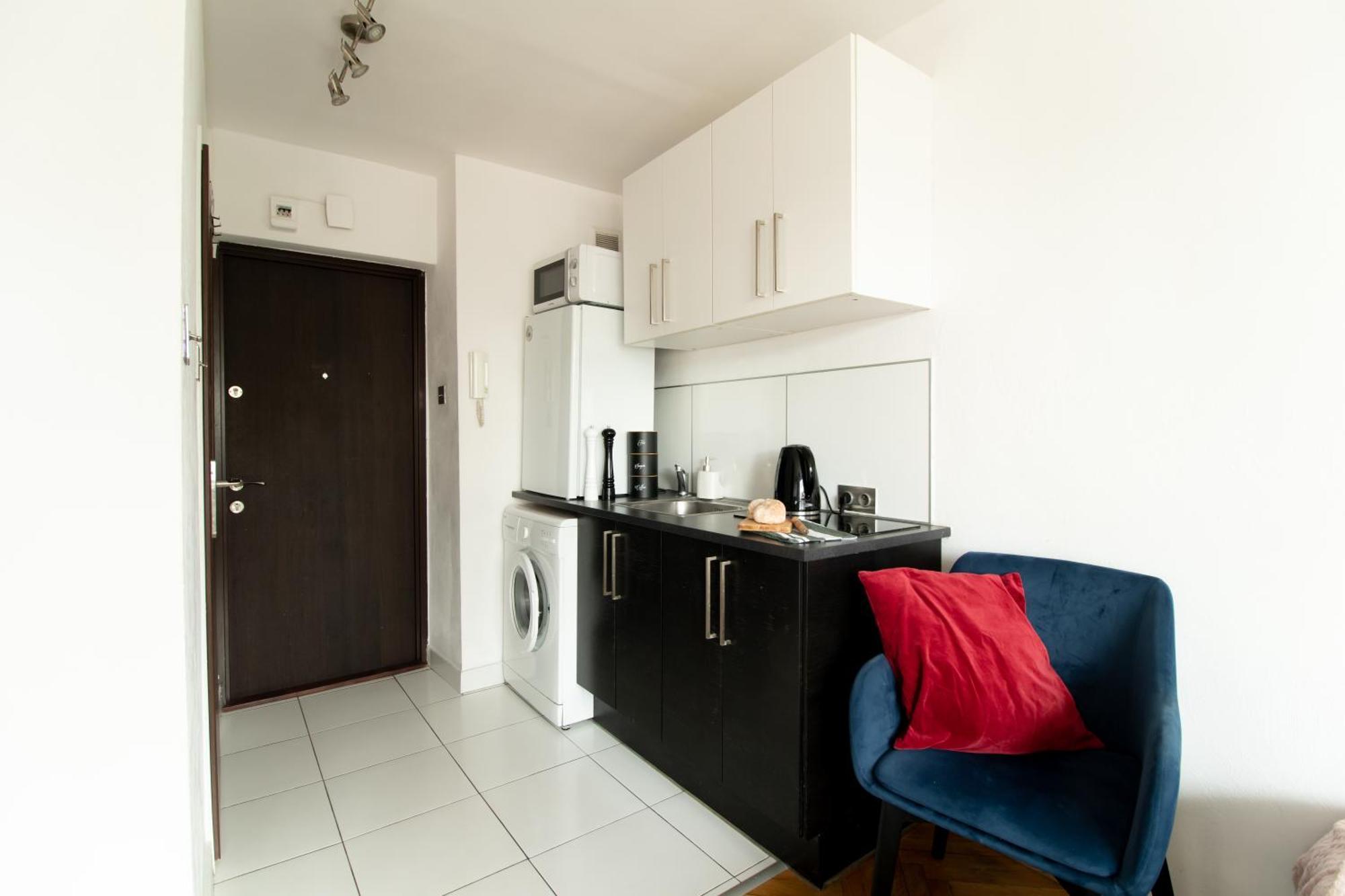 Piotrapartments - Bruna Green City Apartment Варшава Екстер'єр фото