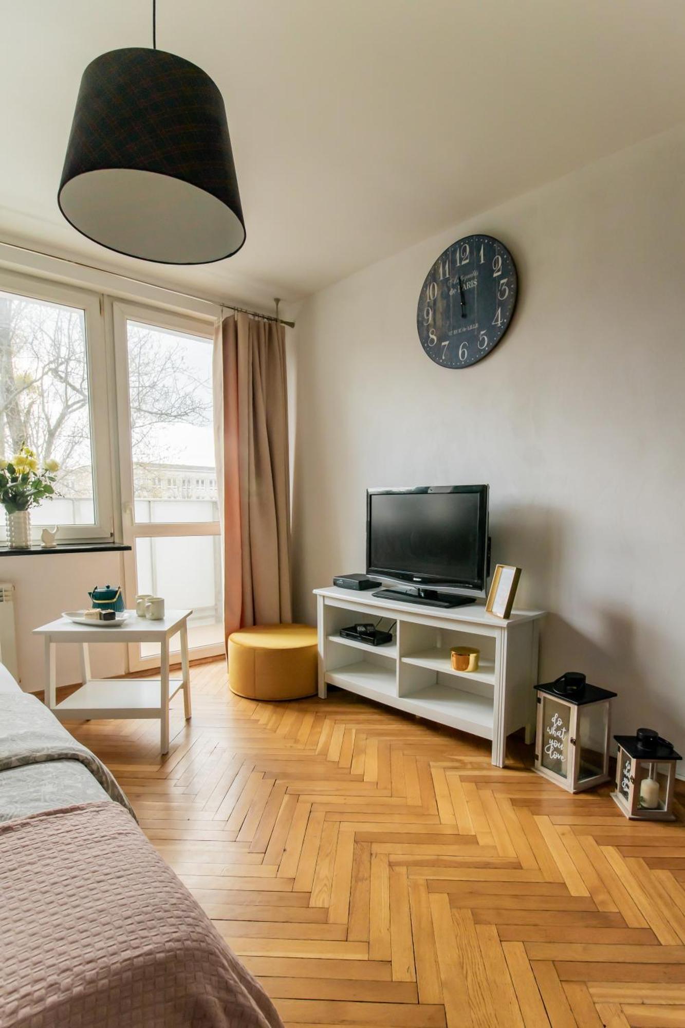 Piotrapartments - Bruna Green City Apartment Варшава Екстер'єр фото