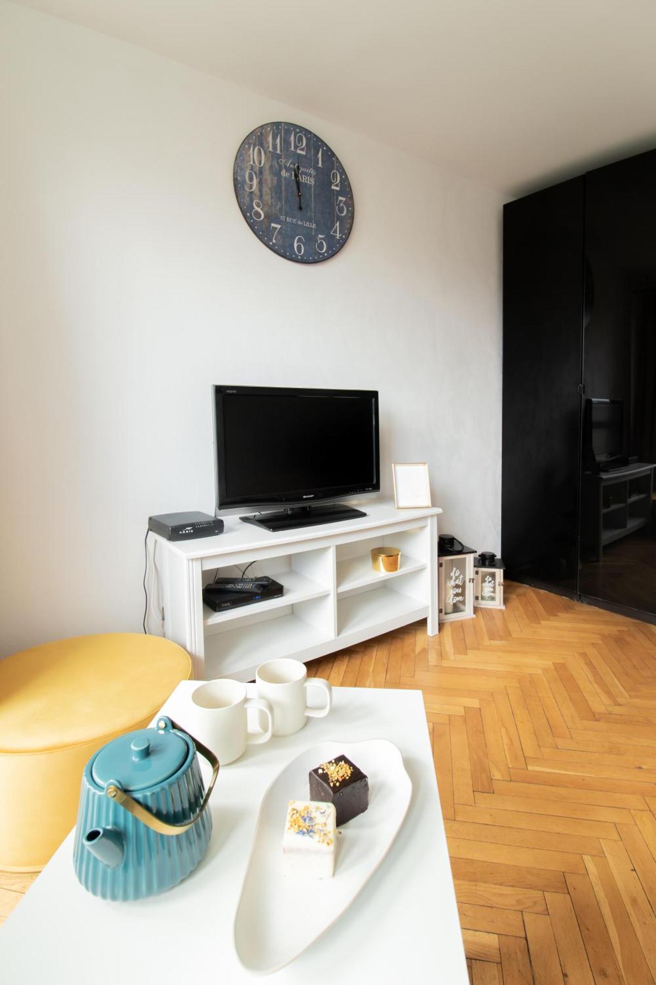 Piotrapartments - Bruna Green City Apartment Варшава Екстер'єр фото
